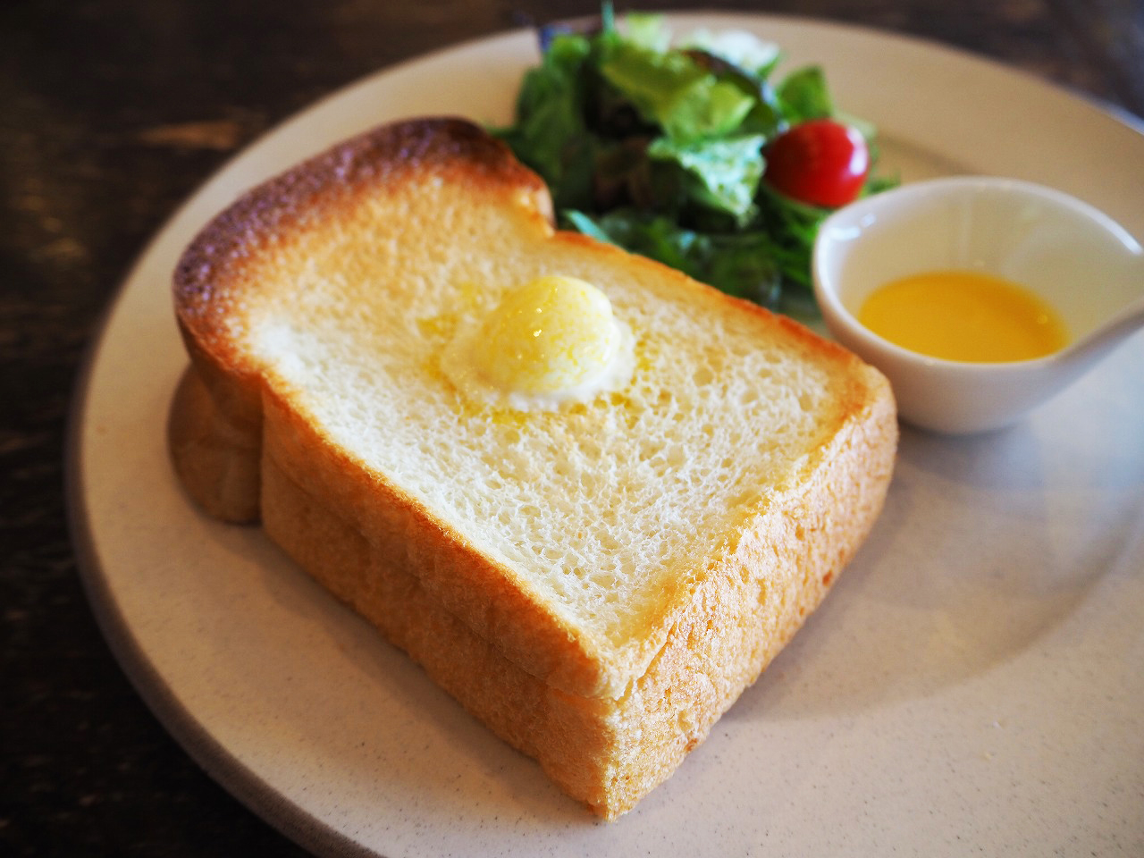 おごと温泉雄山荘の喫茶モーニング
