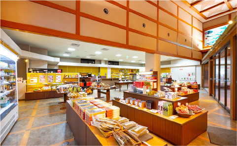 京都の人気商品も揃う充実した品揃え