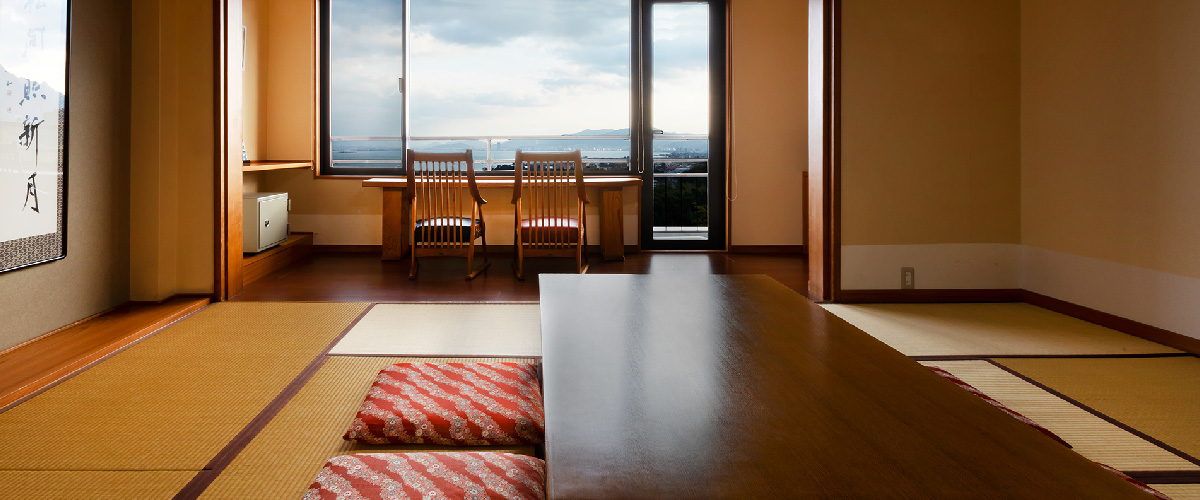 壮大なびわ湖を望む 明るいお部屋「星のしずく一般客室」