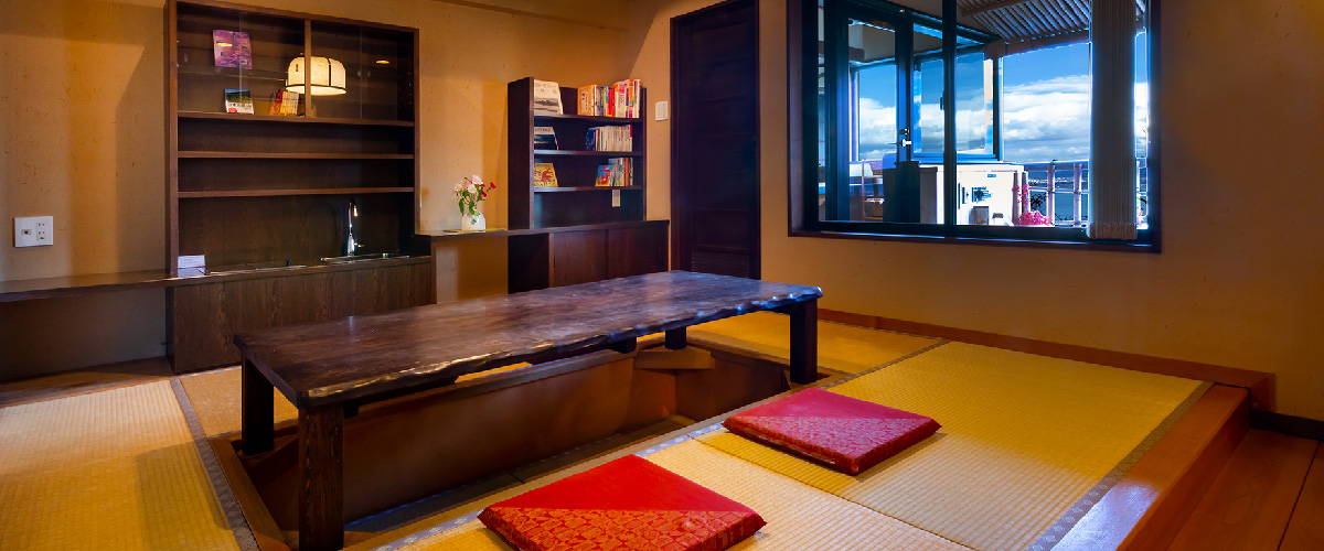 エグゼクティブ里山寝室