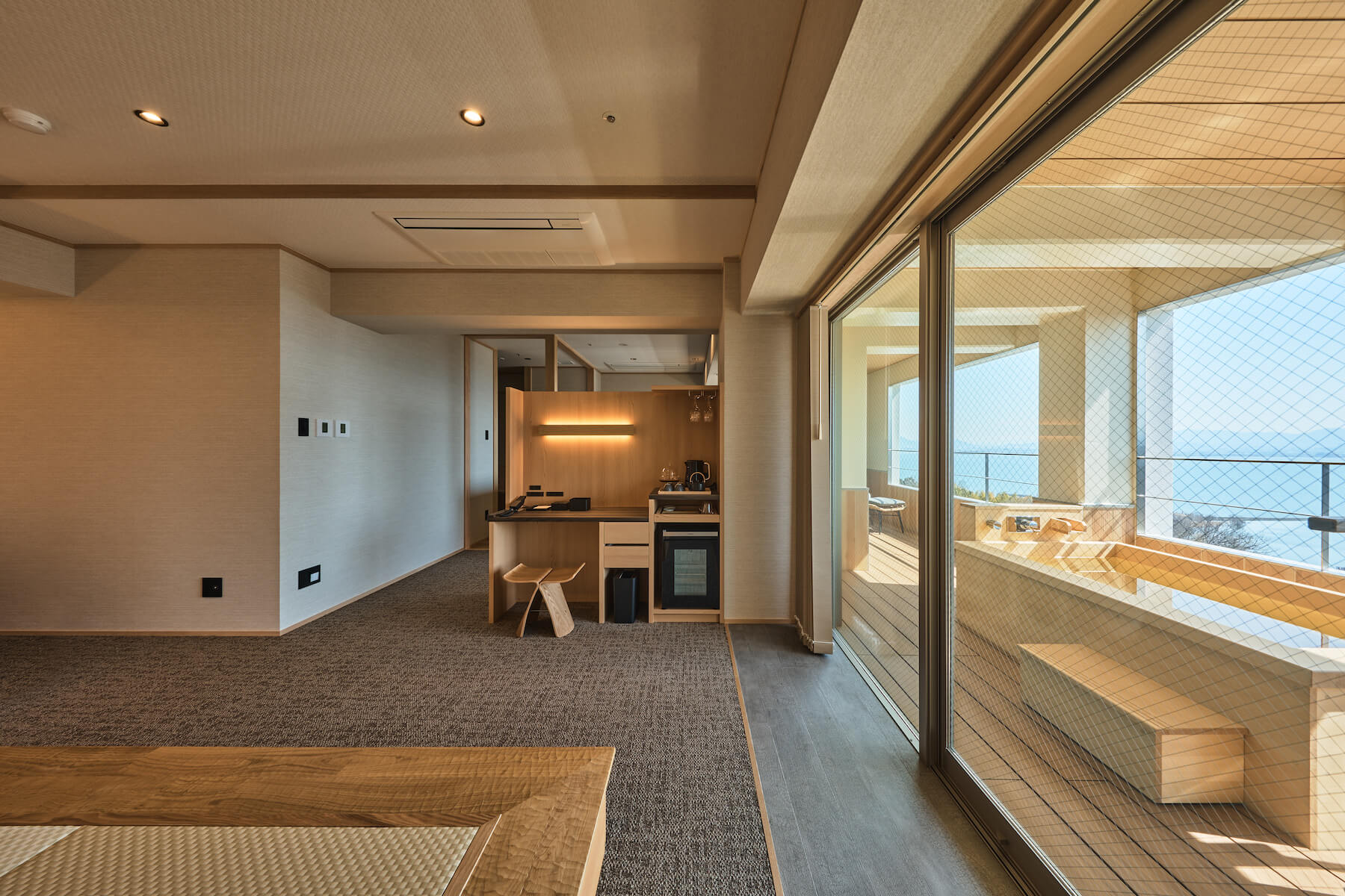 琵琶湖を望む里山スイート SATOYAMA Suite