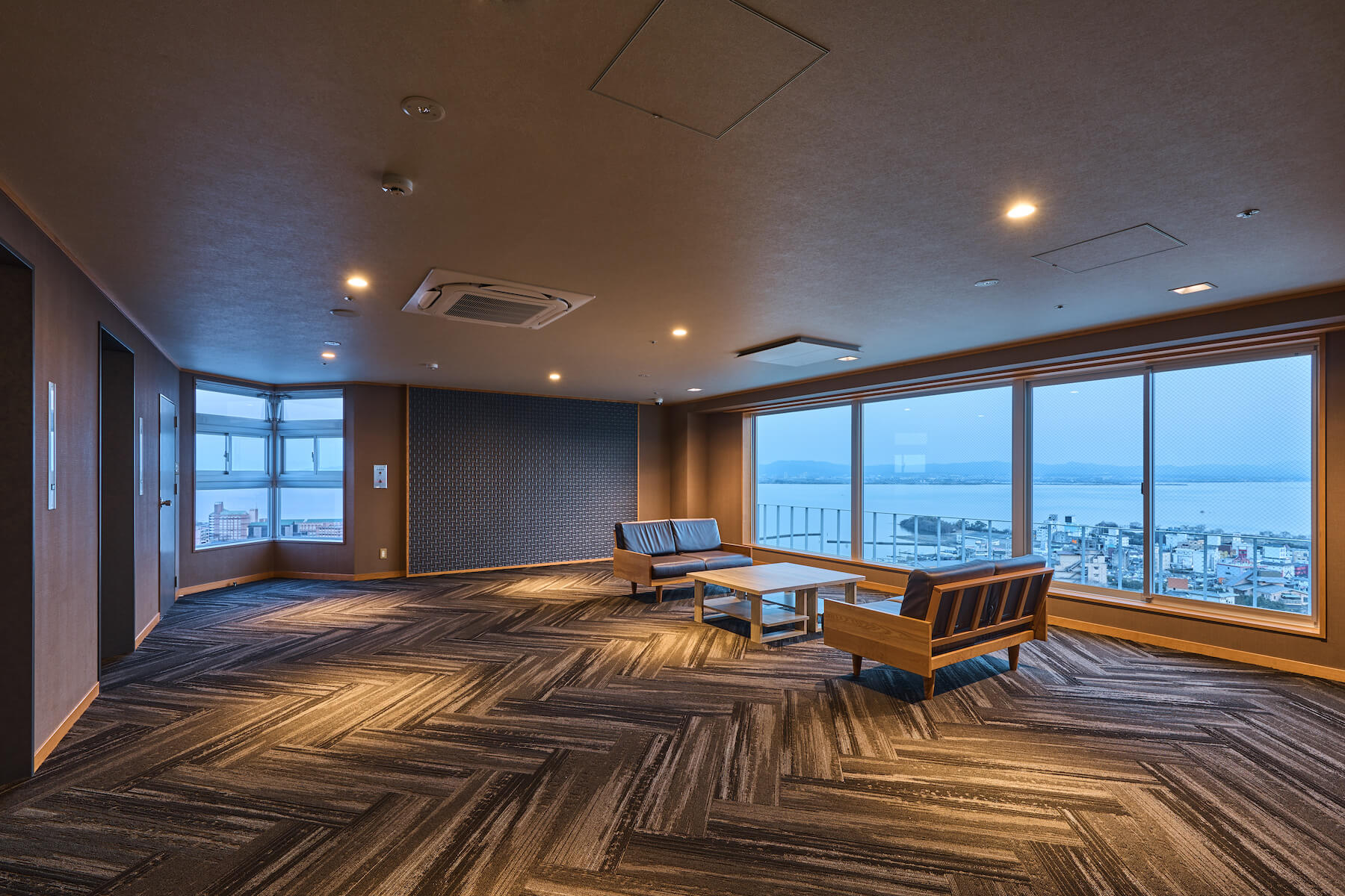 非日常を誘うスイートルーム